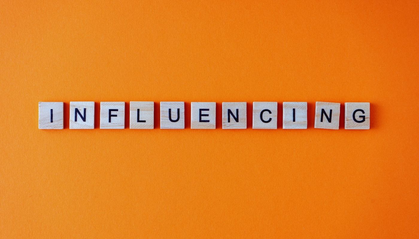 izmir-influencerlar-markalarin-yukselen-gucu